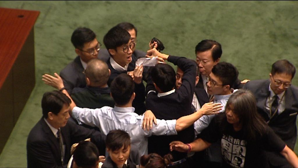 梁頌恆游蕙禎等五人前年闖立會非法集結罪成