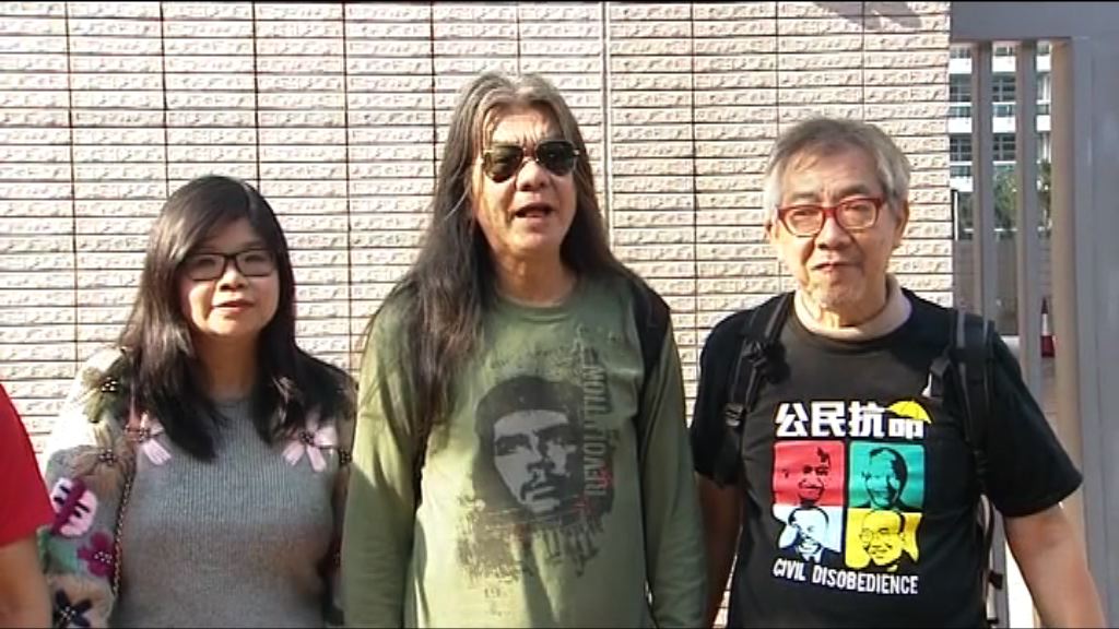 梁國雄搶文件　官指藐視立會控罪不適用於議員