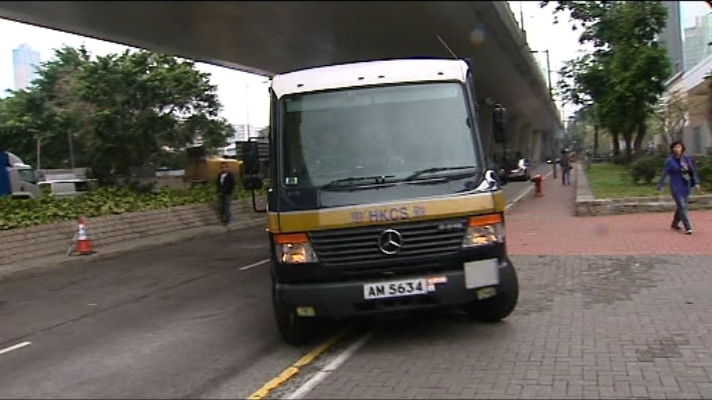 休班警頂包案被判240小時社會服務令