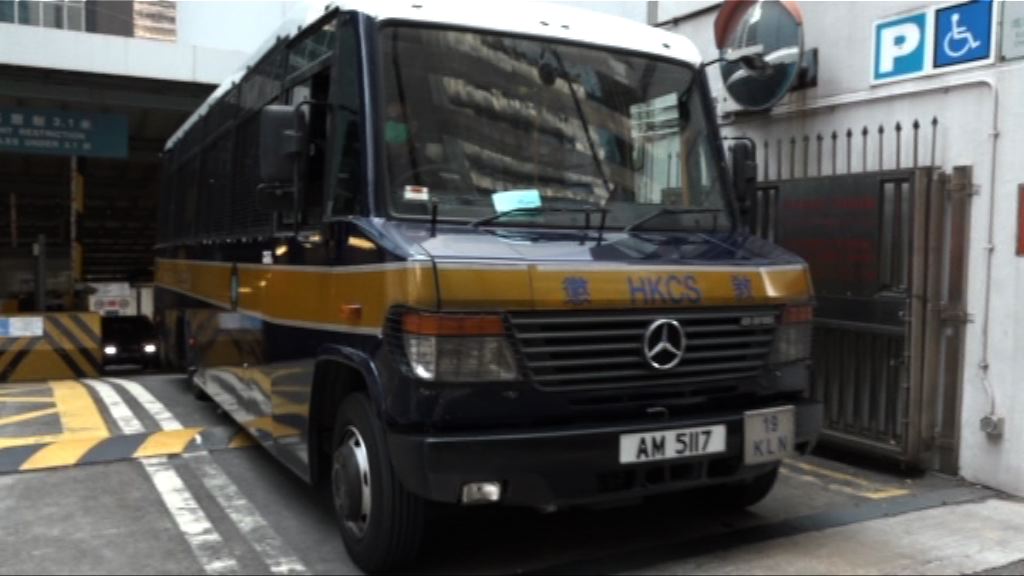 立法會垃圾桶縱火案兩被告還柙　22日判刑