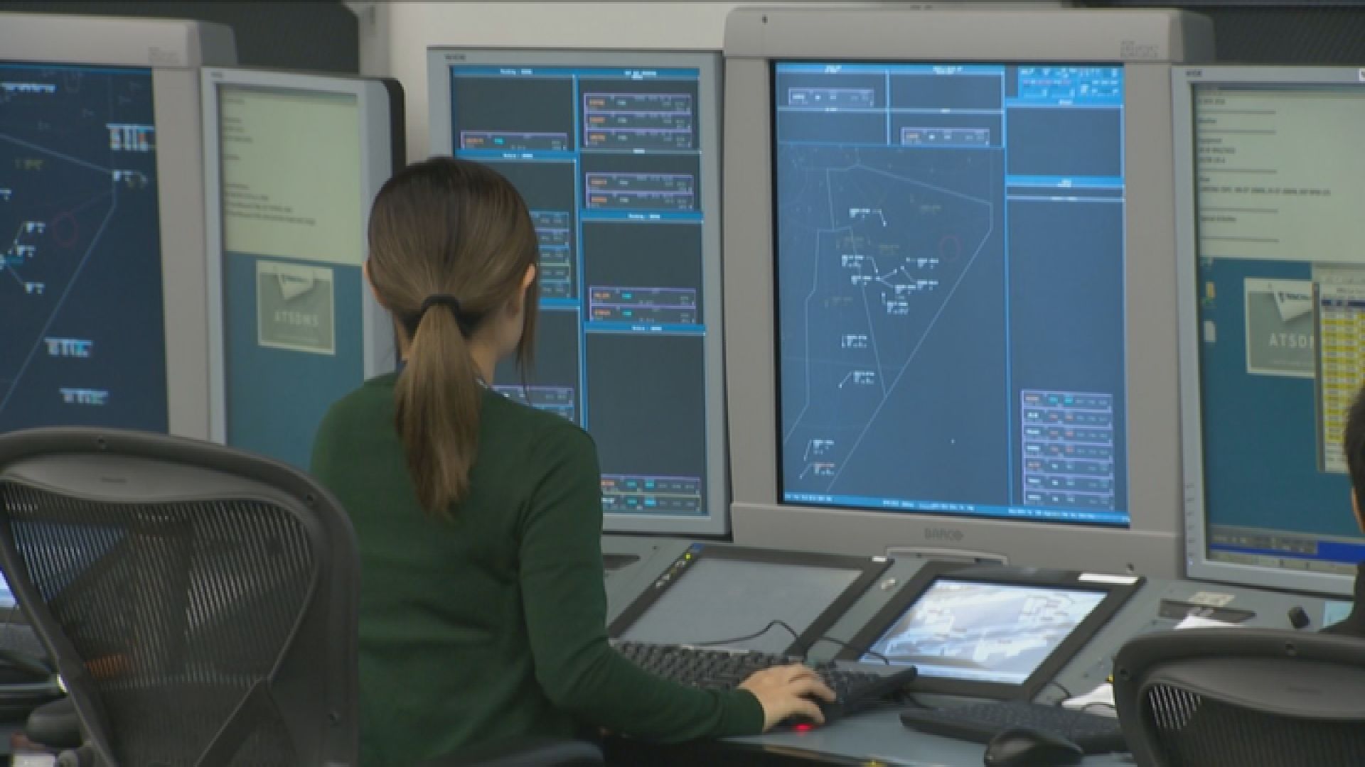 民航處：系統短暫故障沒影響航空安全