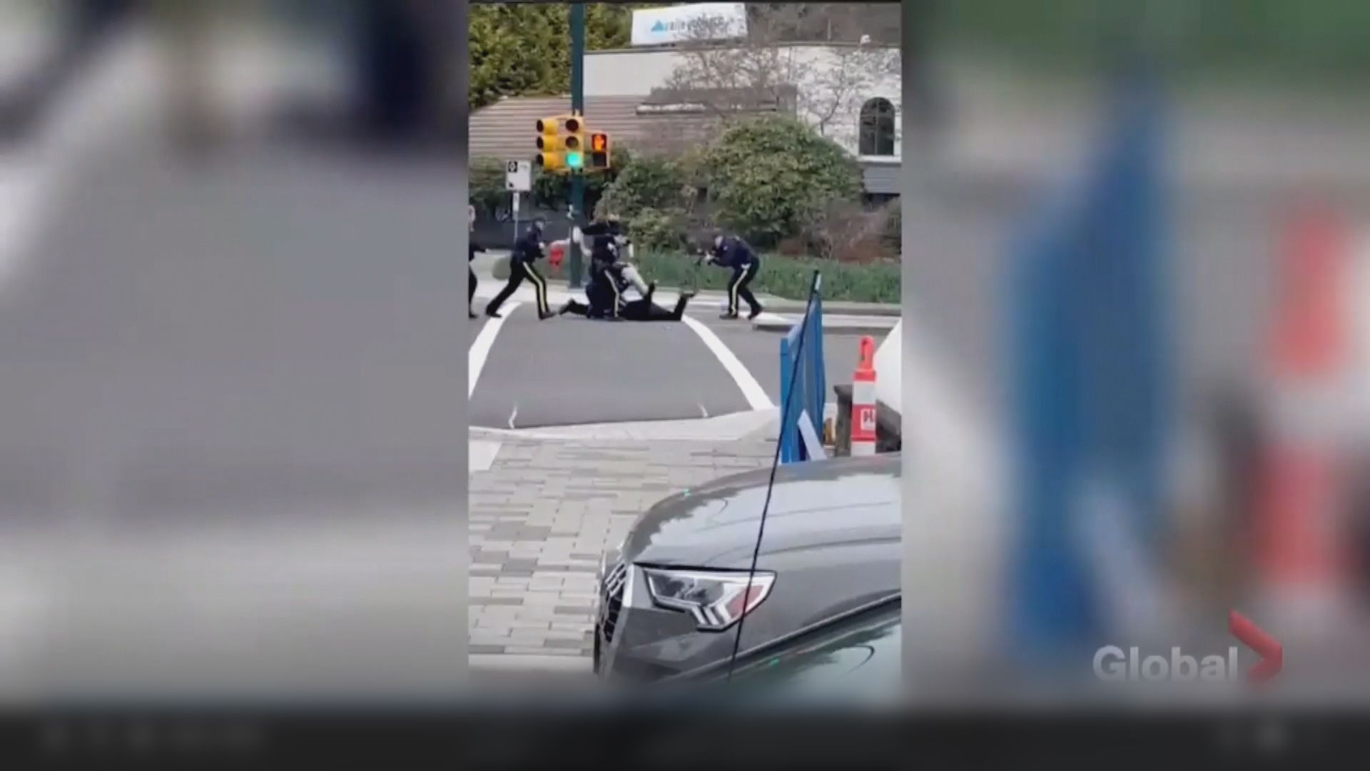 加拿大北溫哥華一男子持刀襲擊釀一死多人傷