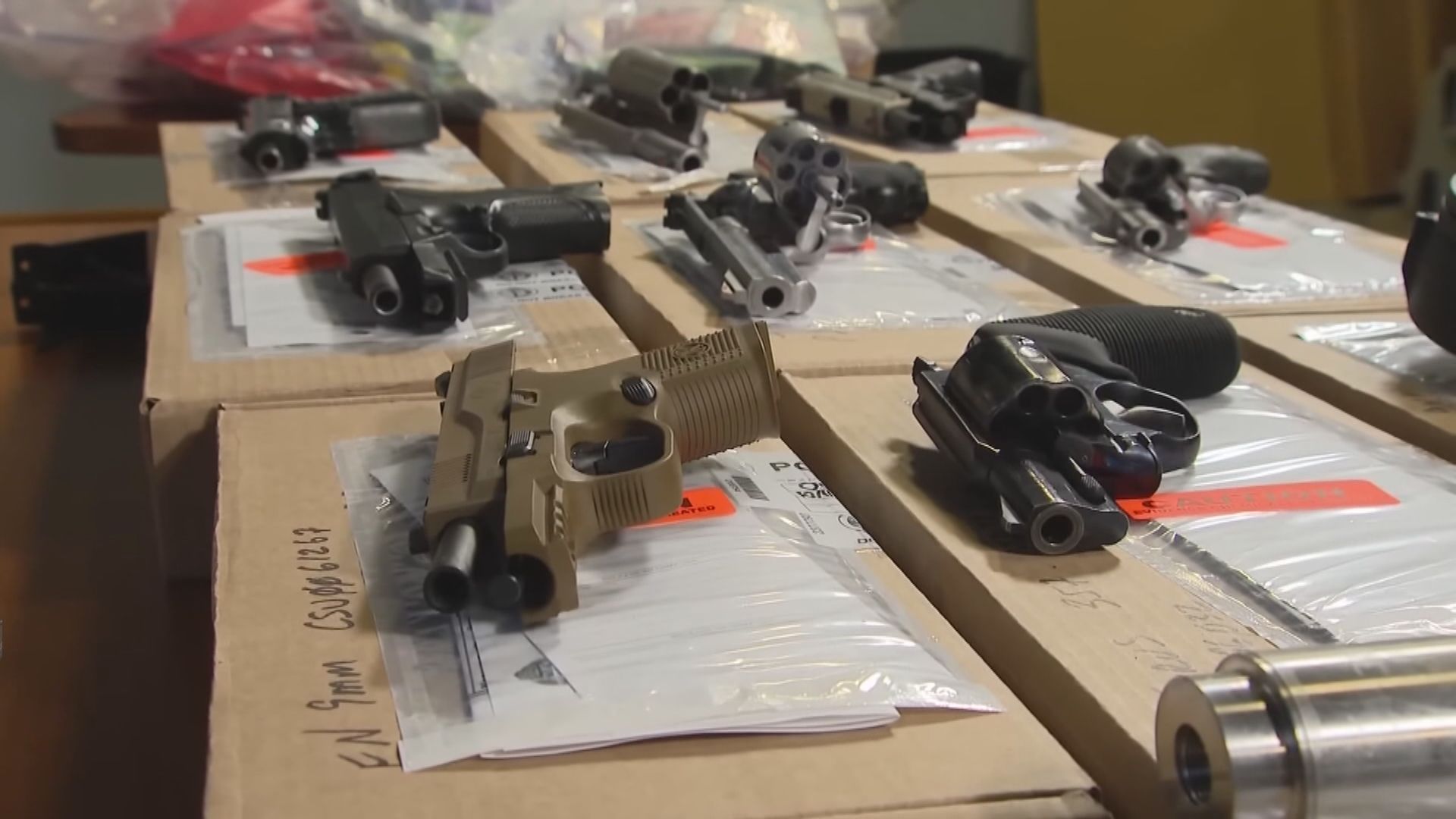 加拿大月中起禁止手槍進口　變相提早「凍結」手槍