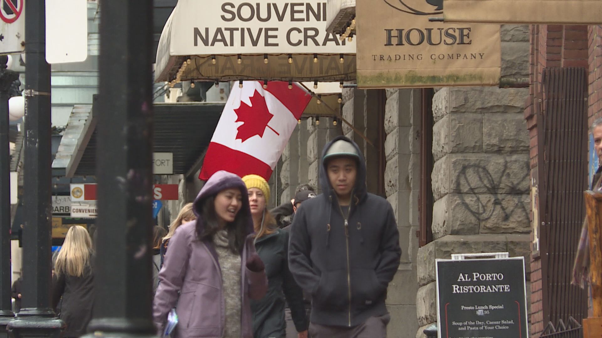 加拿大停止搜尋被擊落不明飛行物殘骸