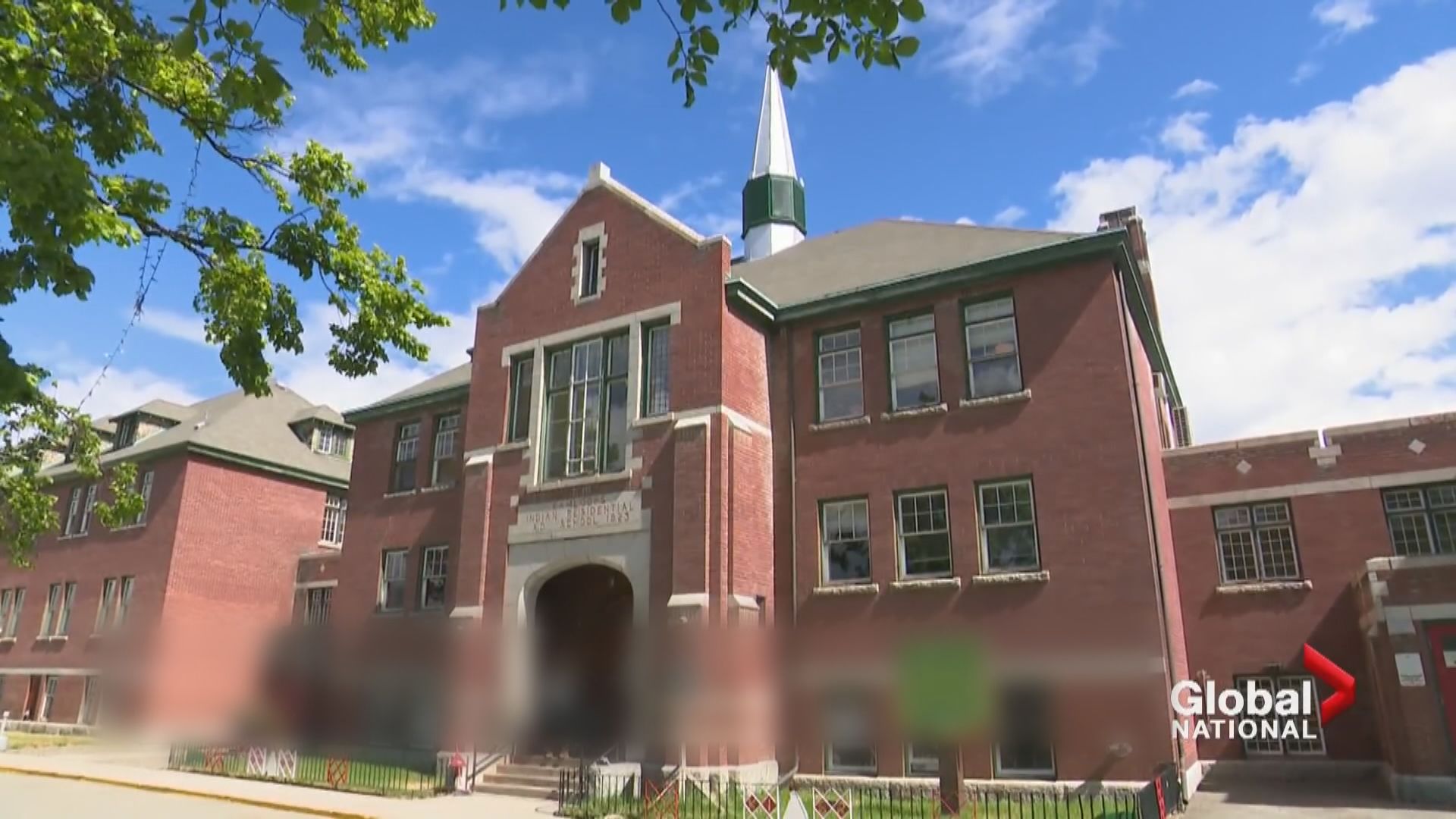 加拿大前印第安人寄宿學校起出二百多具遺骸