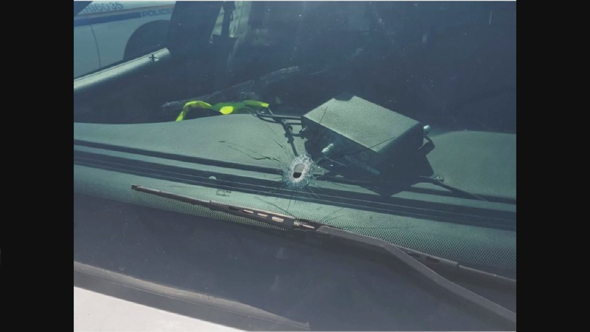 溫哥華國際機場槍擊案一死　疑犯在逃