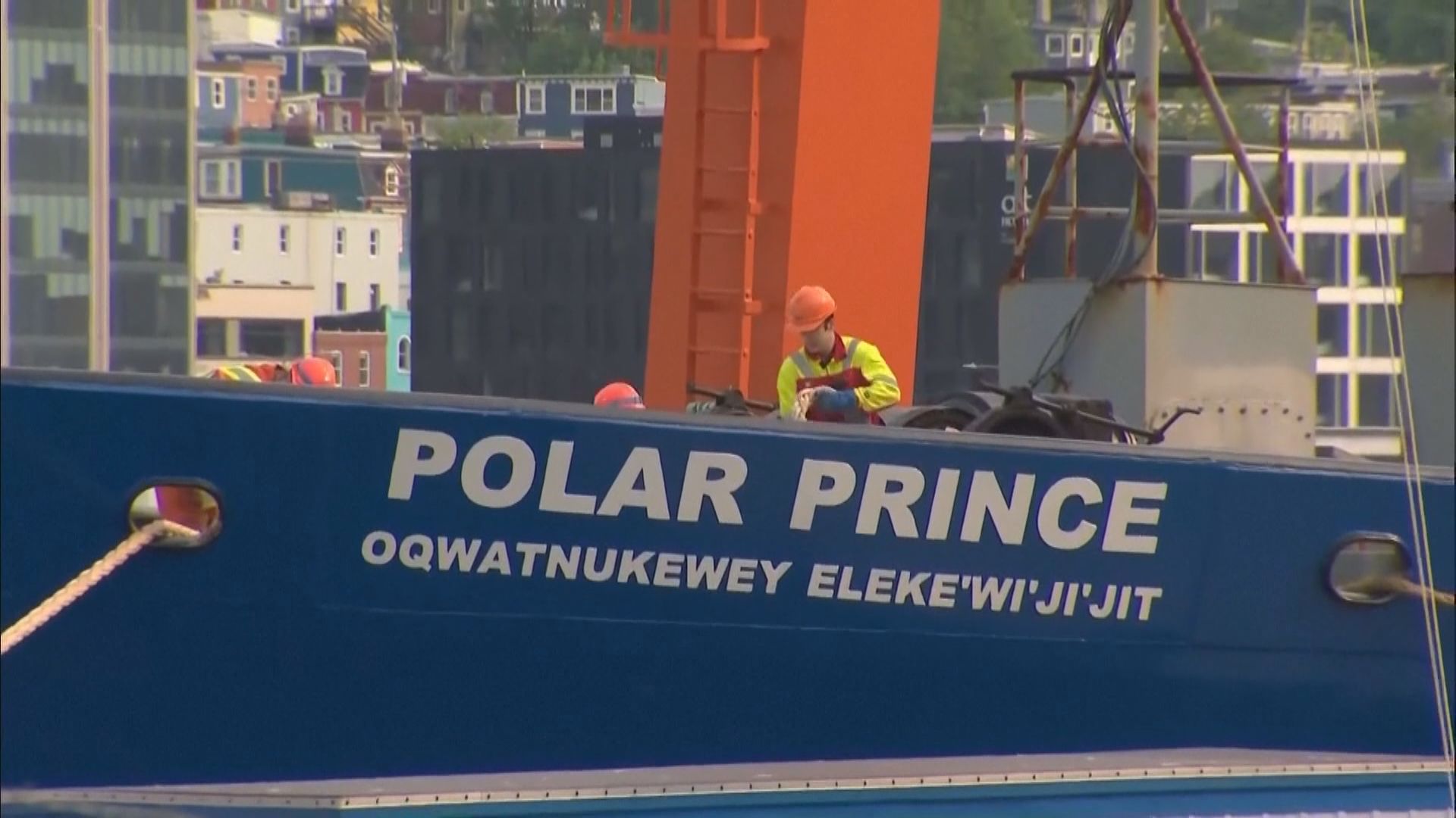 加拿大調查人員到泰坦母船調查