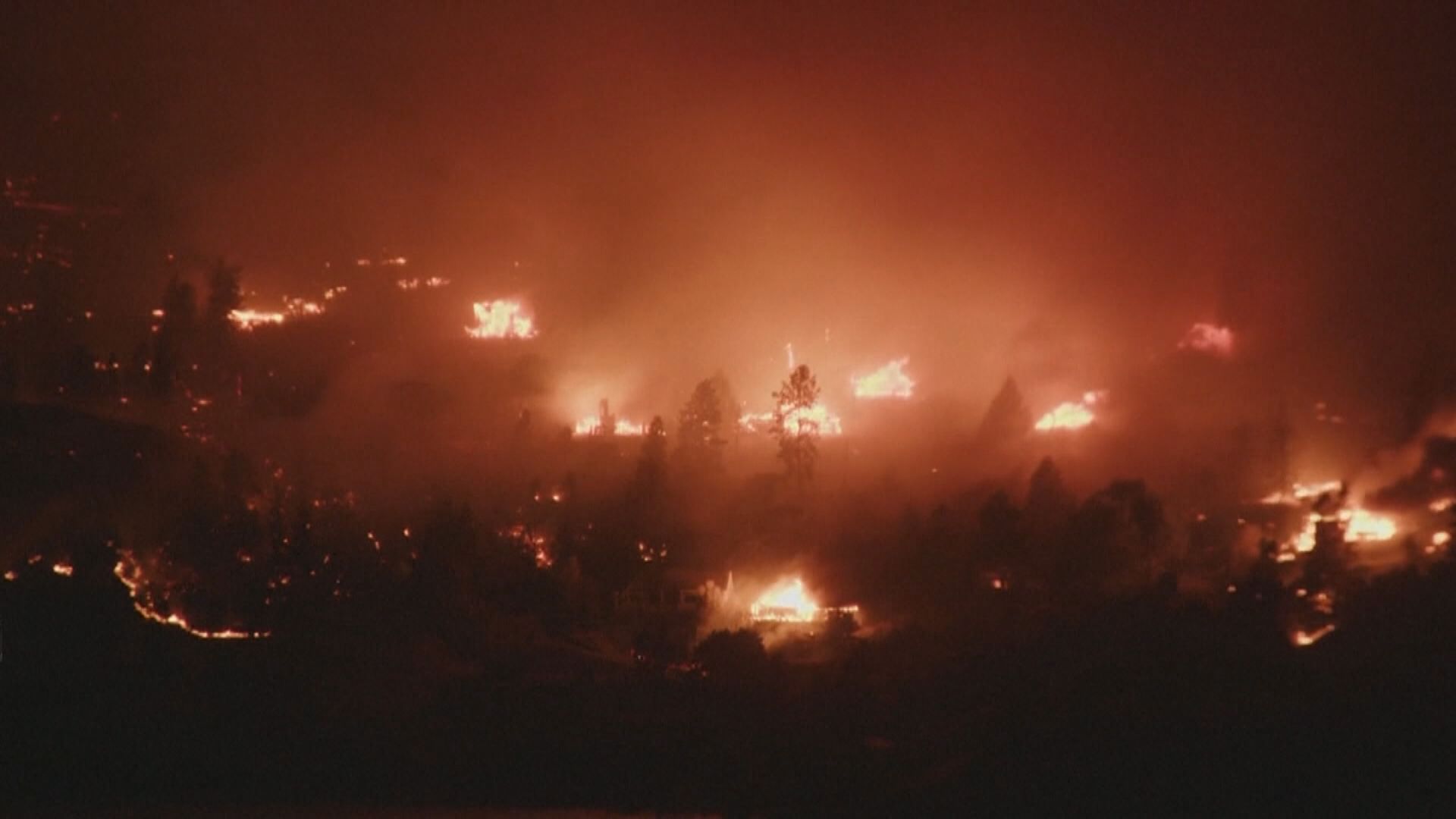 加拿大山火持續 當局再向數千人發出最高級別疏散警報