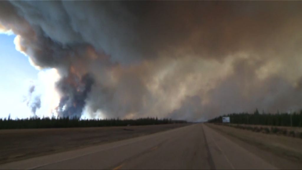 加拿大山火面積擴逾15萬公頃