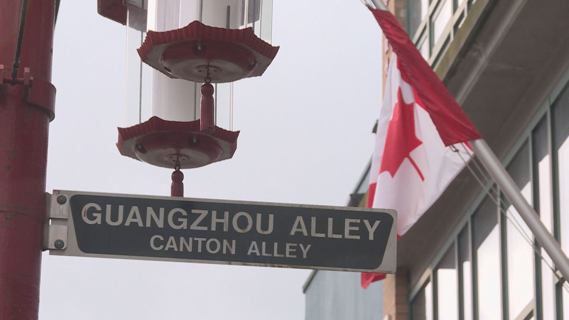 加拿大央行逾廿年來首次加息半厘　並承進一步加息