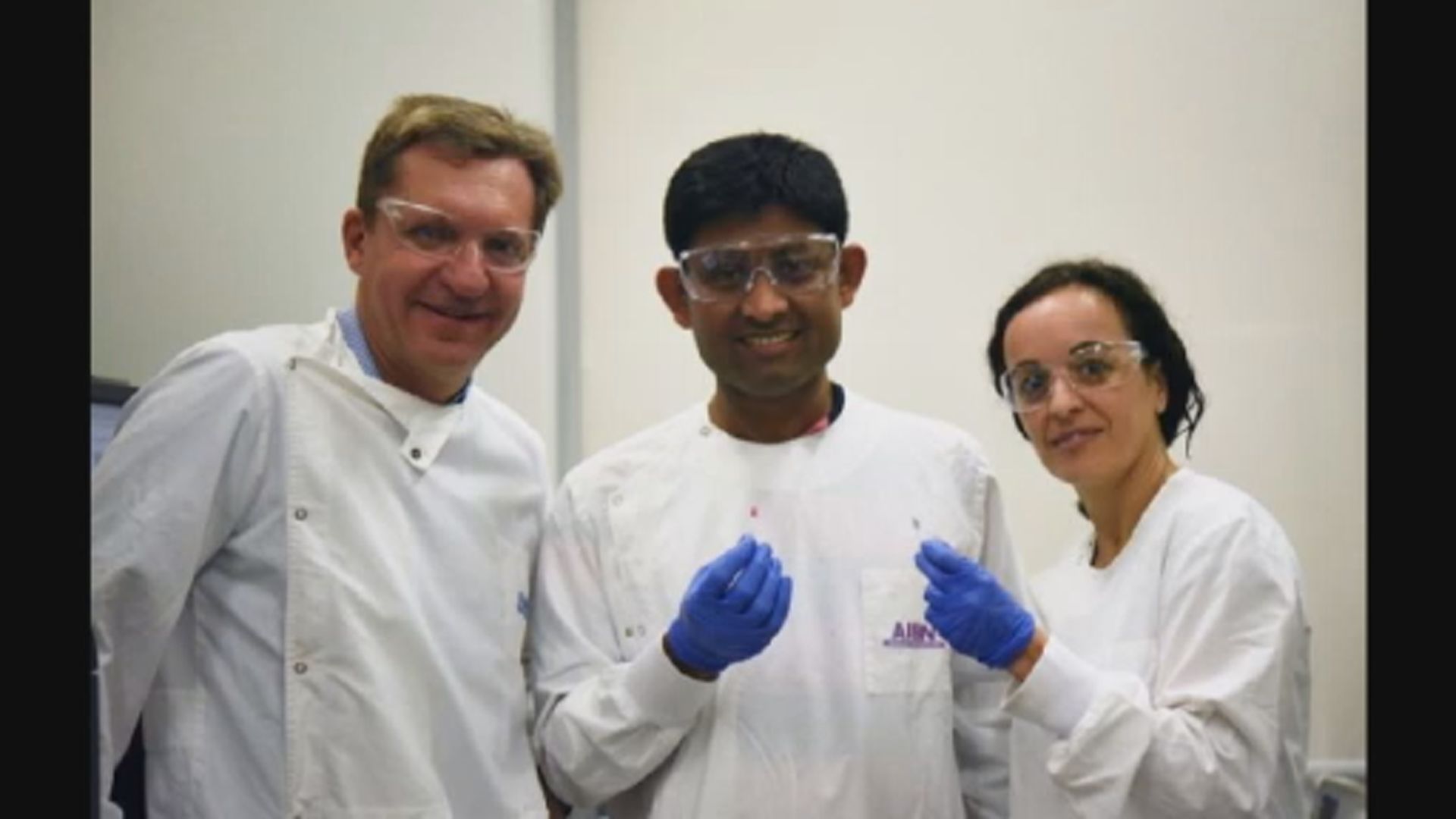 科學家利用納米金溶液快速檢驗癌症