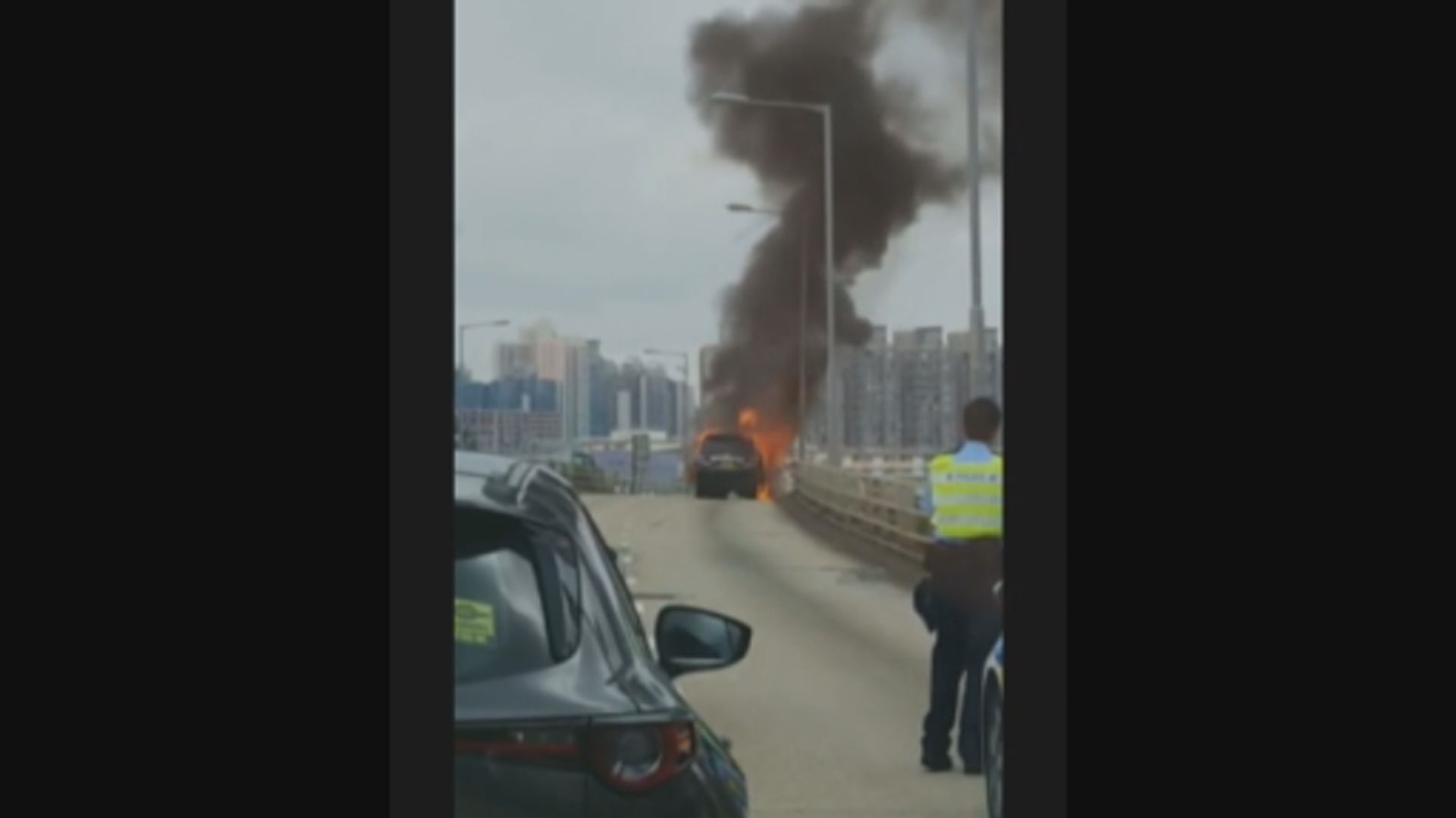 九龍城七人車起火焚毀無人傷