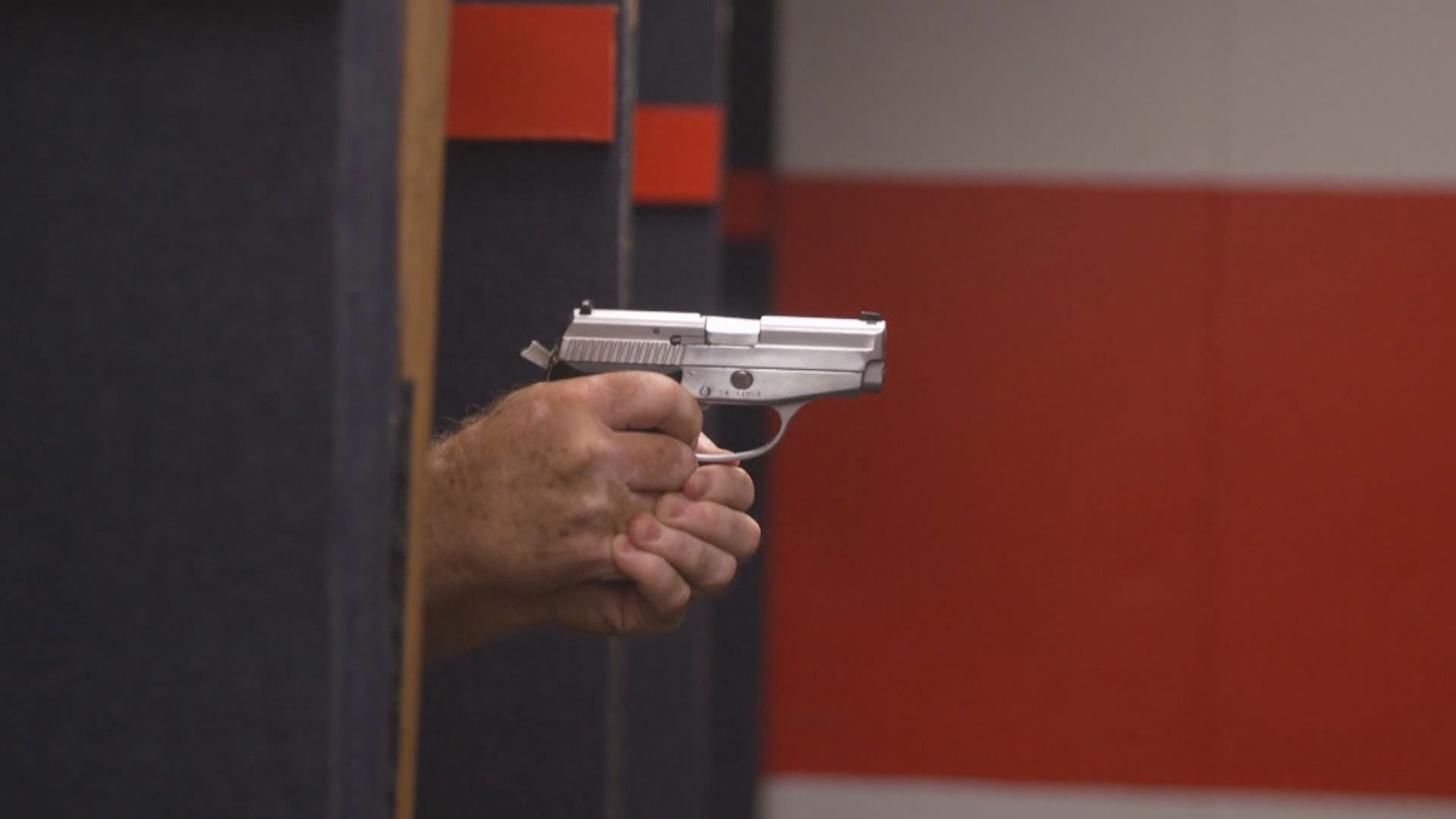 美國信用卡公司將用新商戶編號識別追蹤槍械交易