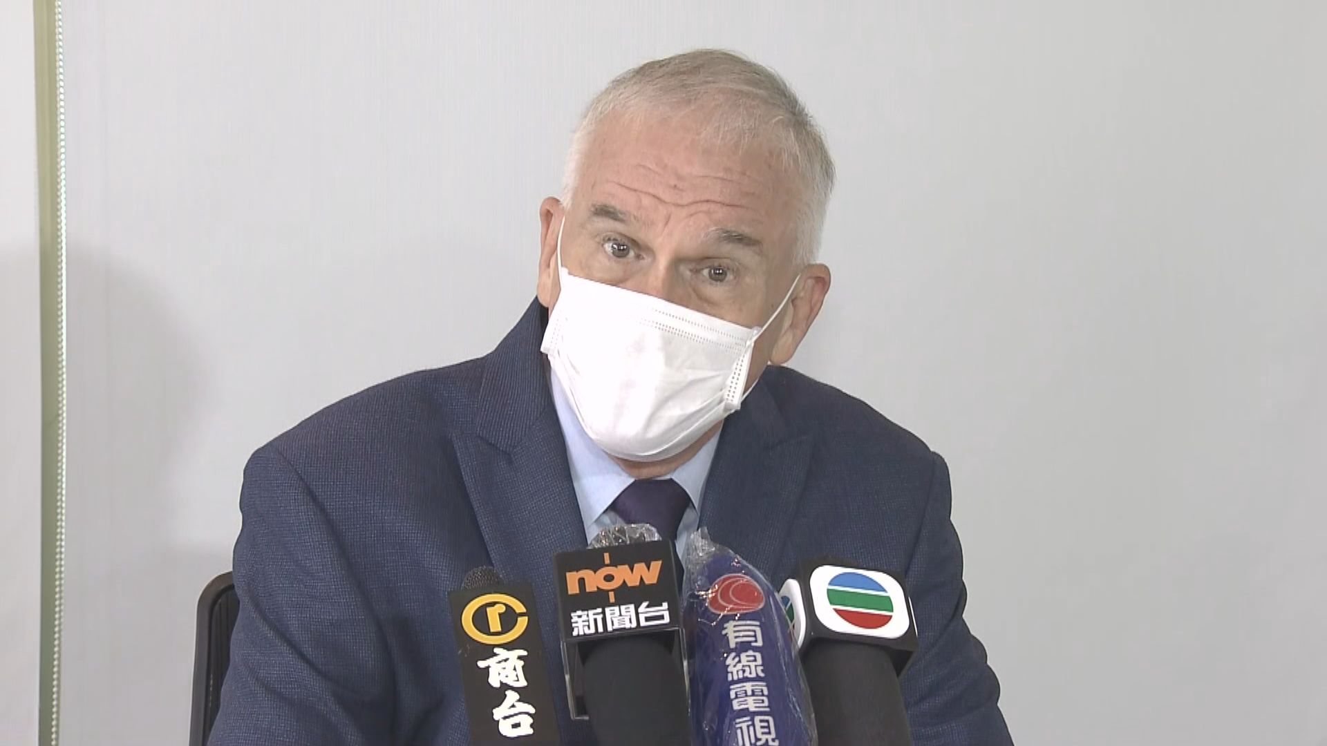 工會引述國泰：留任員工薪酬下調14%至36%