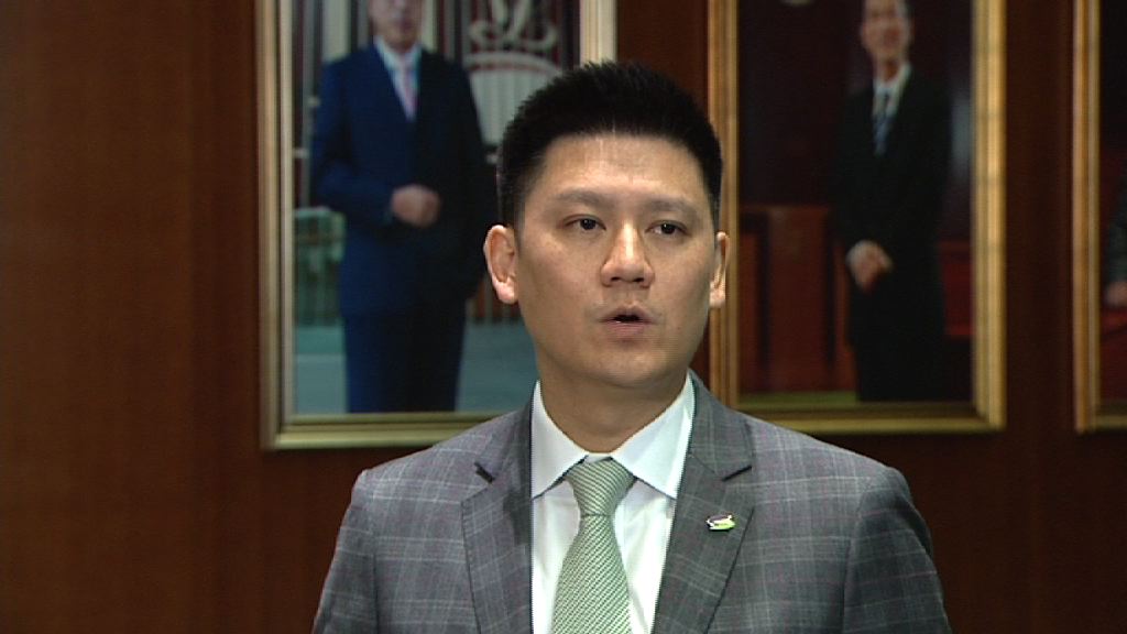 譚文豪：國泰分階段裁員加重員工心理壓力