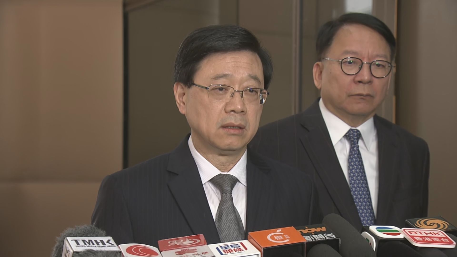 高志活要求警方歸還「國殤之柱」 李家超：會按法庭程序處理