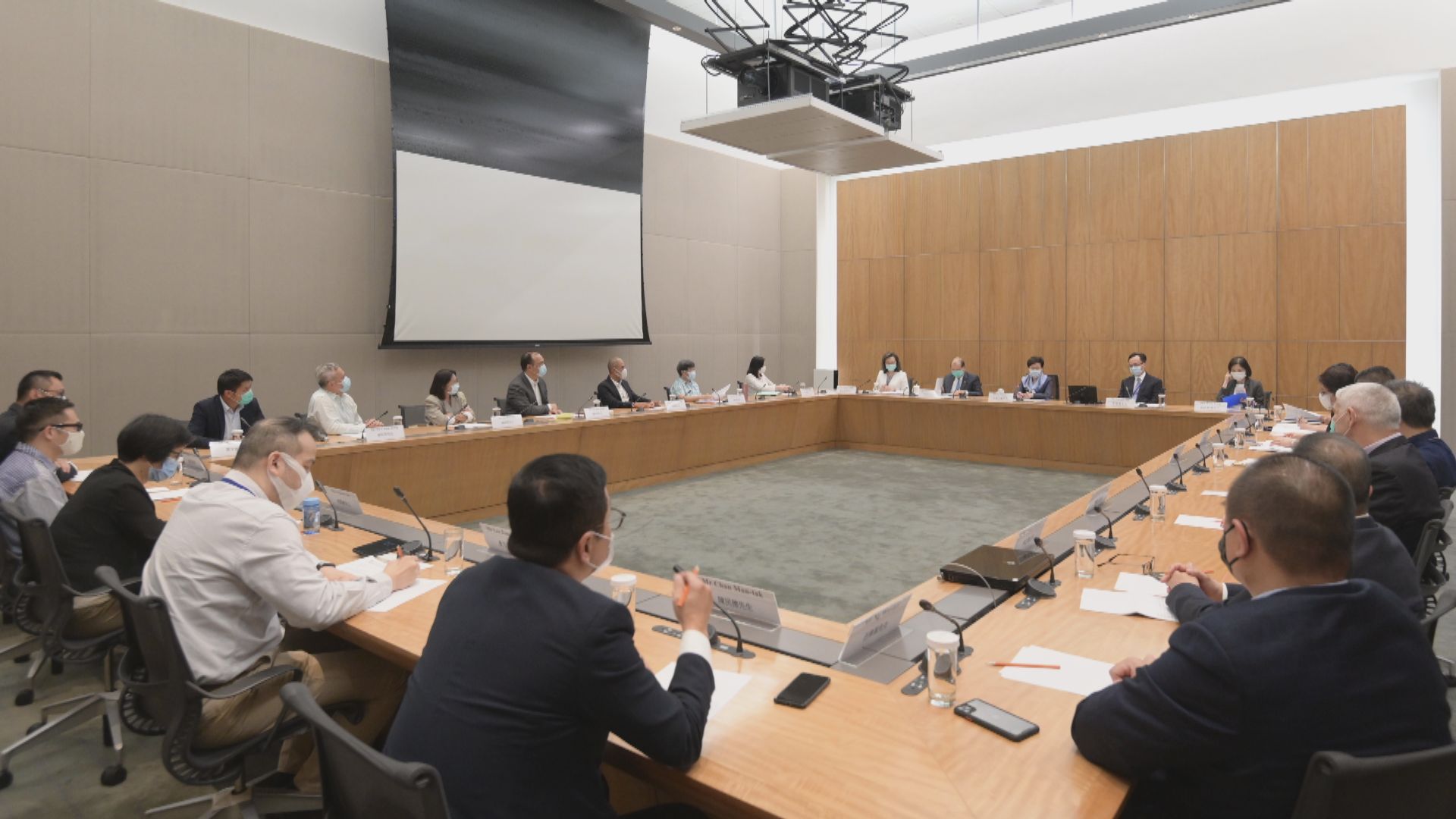 林鄭月娥就施政報告晤公務員團體