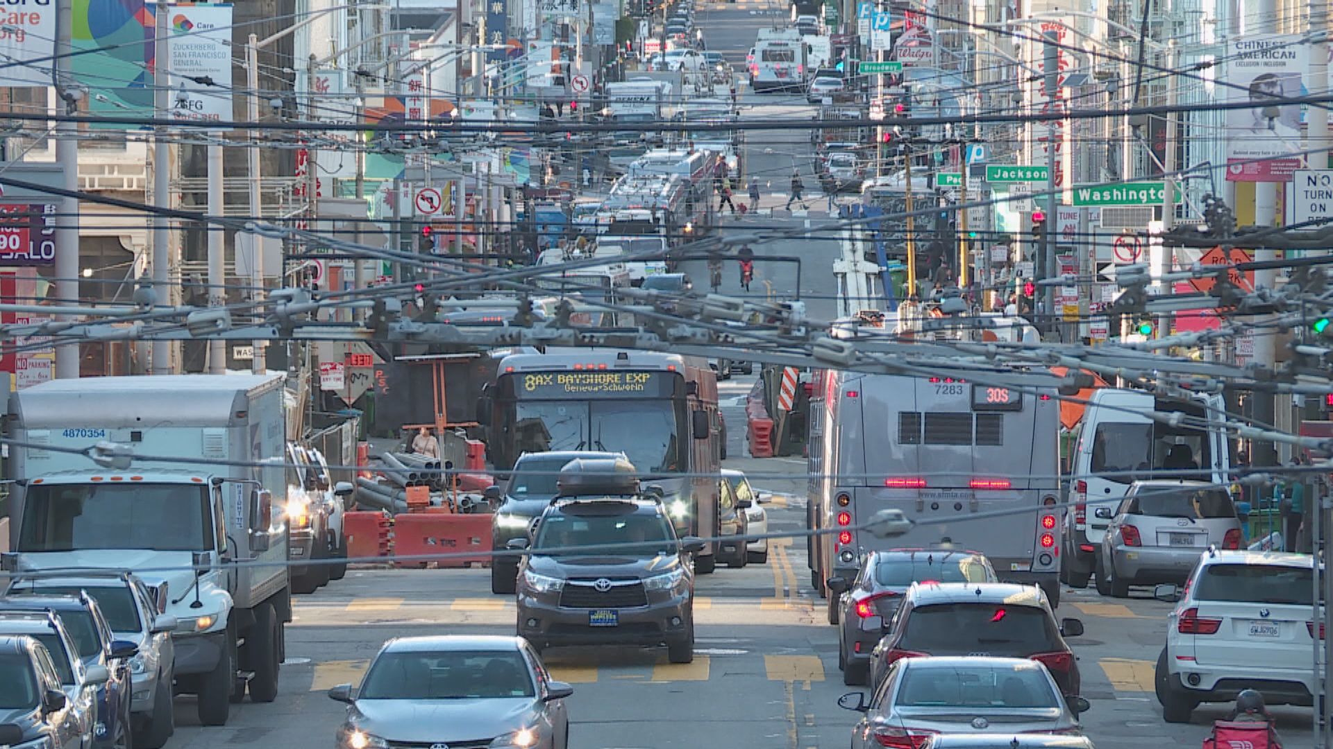 美國主辦今年APEC 被制裁李家超：主辦方有責任提邀請