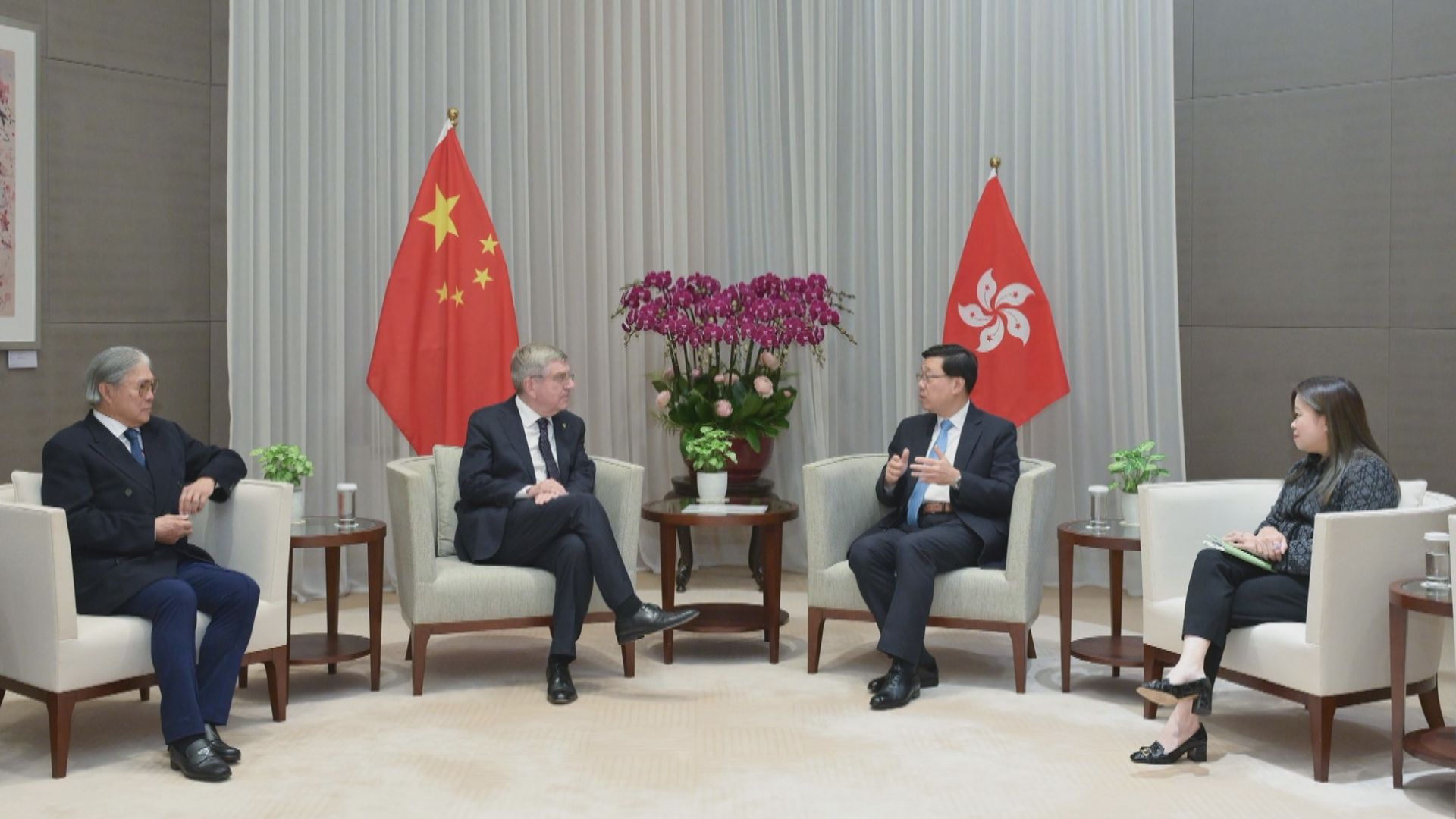 李家超與國際奧委會終身名譽主席巴赫會面　巴赫指大灣區具備申奧條件