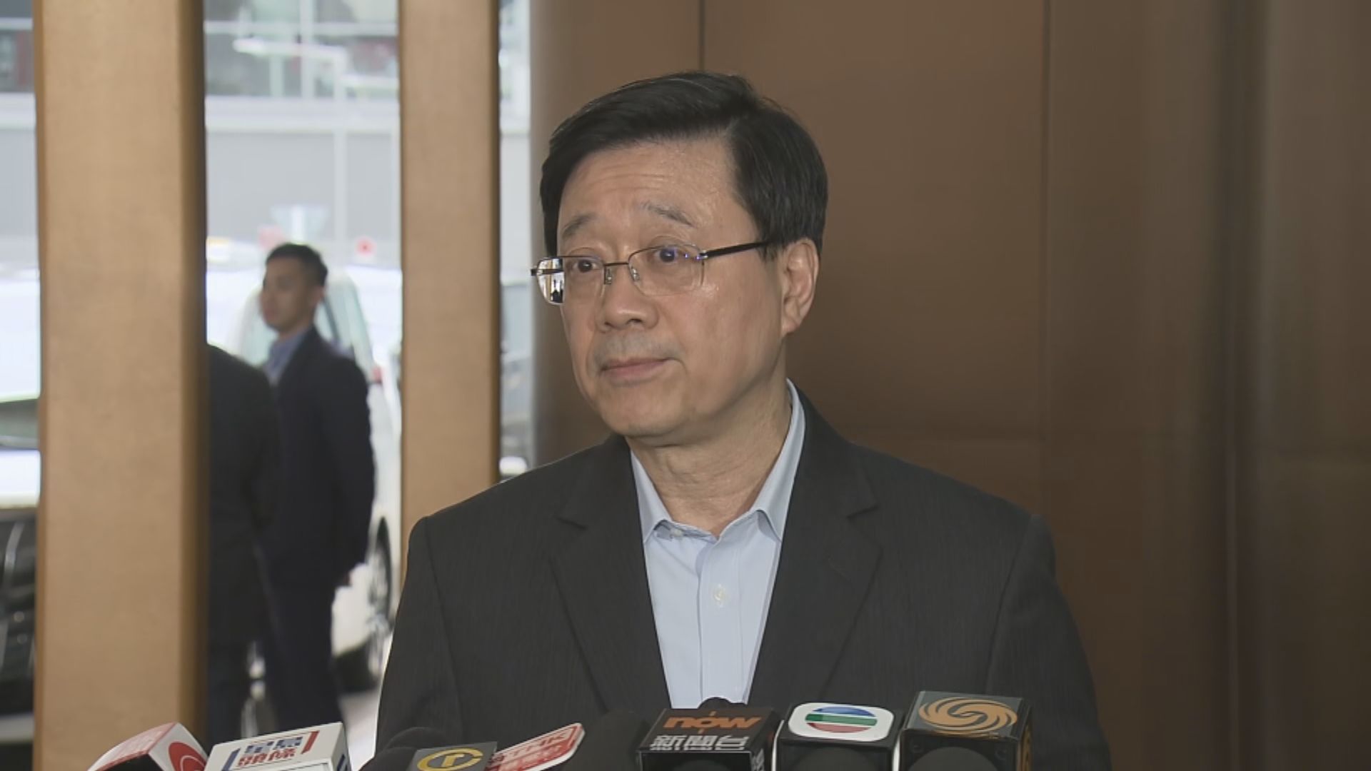 李家超︰做好旅行團管理　減少對地區影響