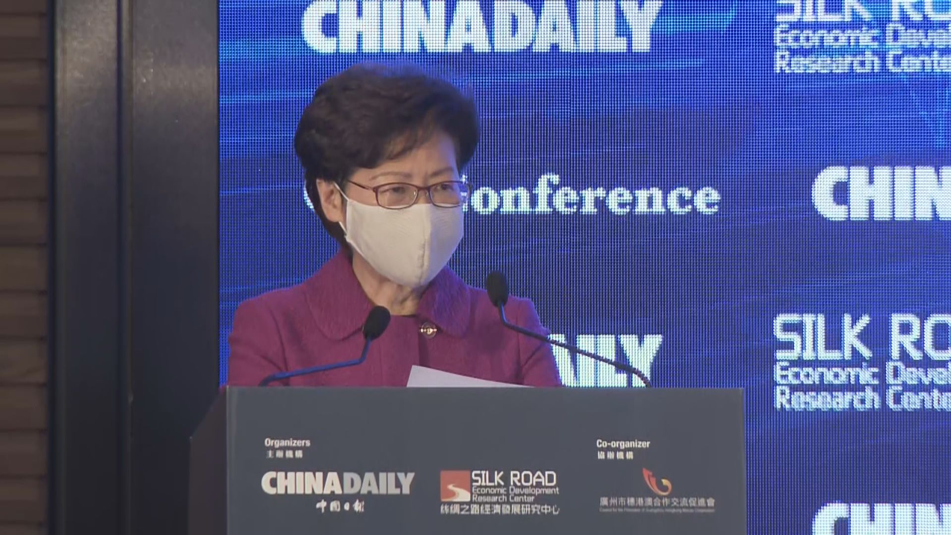 林鄭：香港會融入大灣區發展　首要恢復人員往來