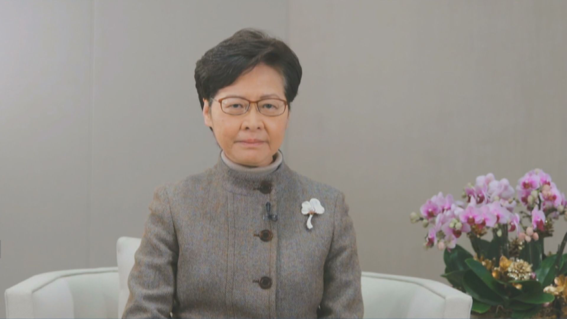 林鄭：料去年經濟收縮6.1%　若接種疫苗成功有助經濟復甦