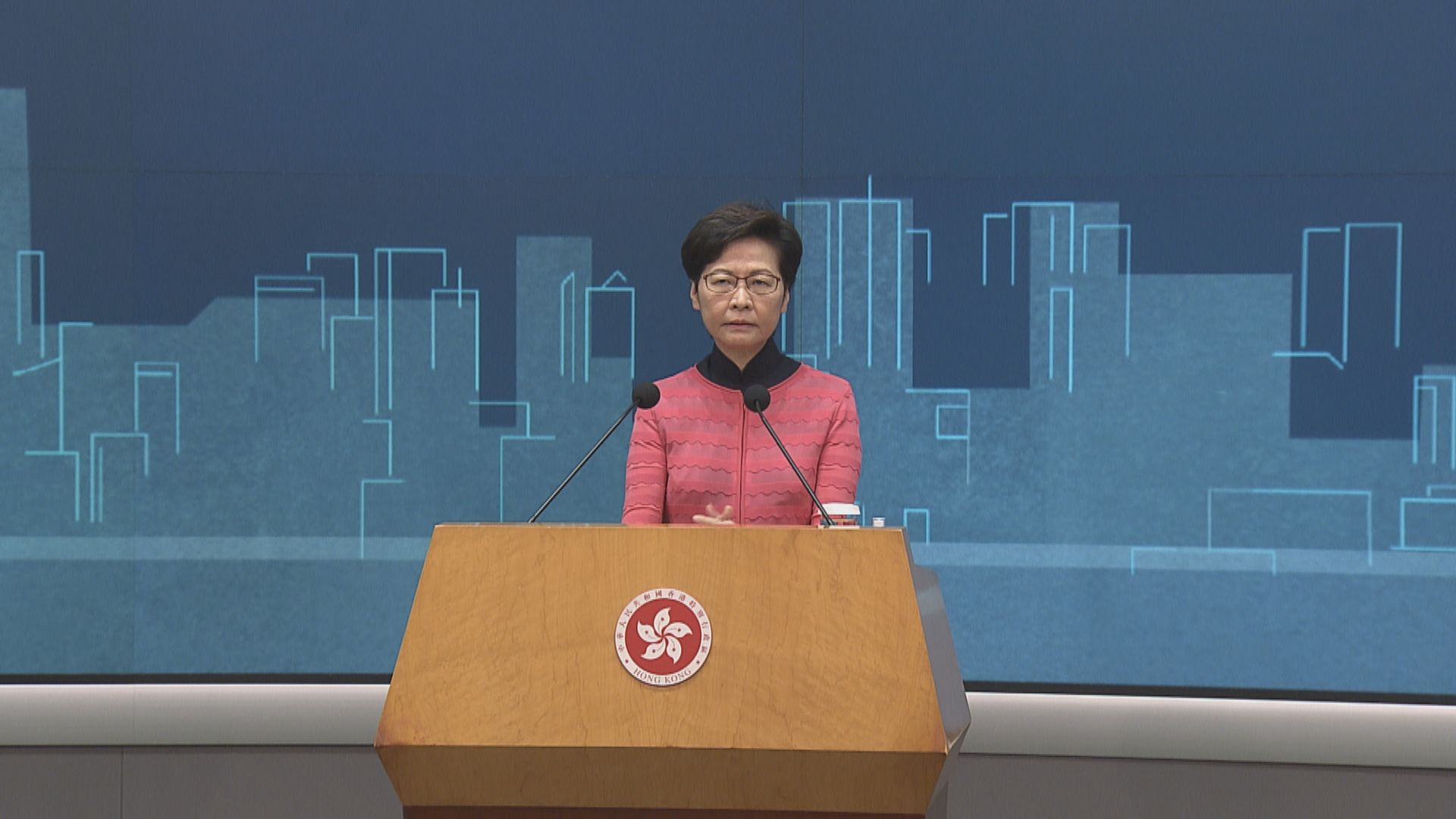 林鄭︰選委會點票問題相當嚴重　向候選人致歉