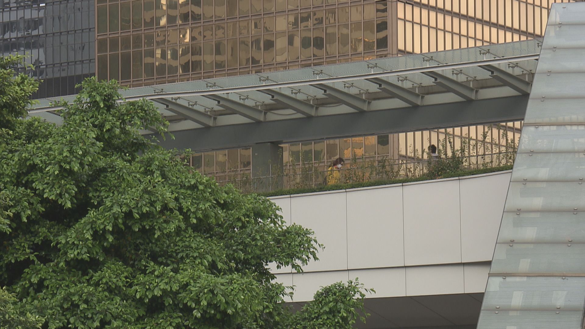 林鄭：不認為公務員宣誓影響士氣及招聘