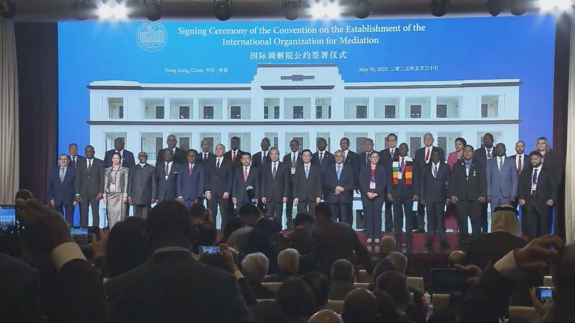 會議經濟｜李家超：繼續爭取國際大型會議落戶香港