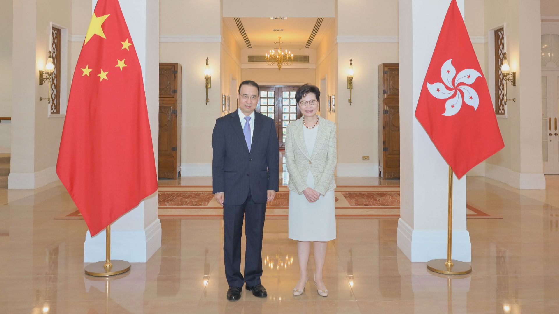 林鄭月娥與新任外交部特派員劉光源會面