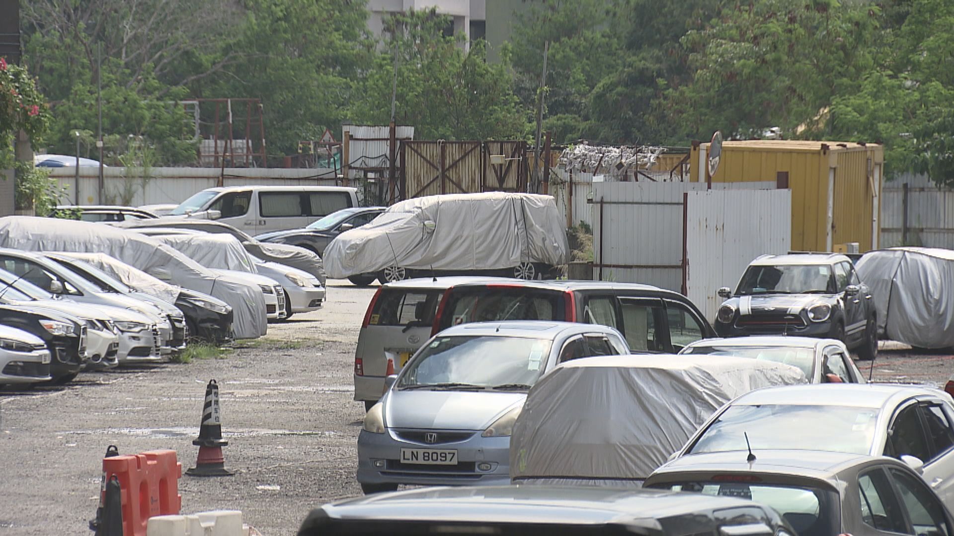 政府短期用地租戶可按現有條件續租至明年三月