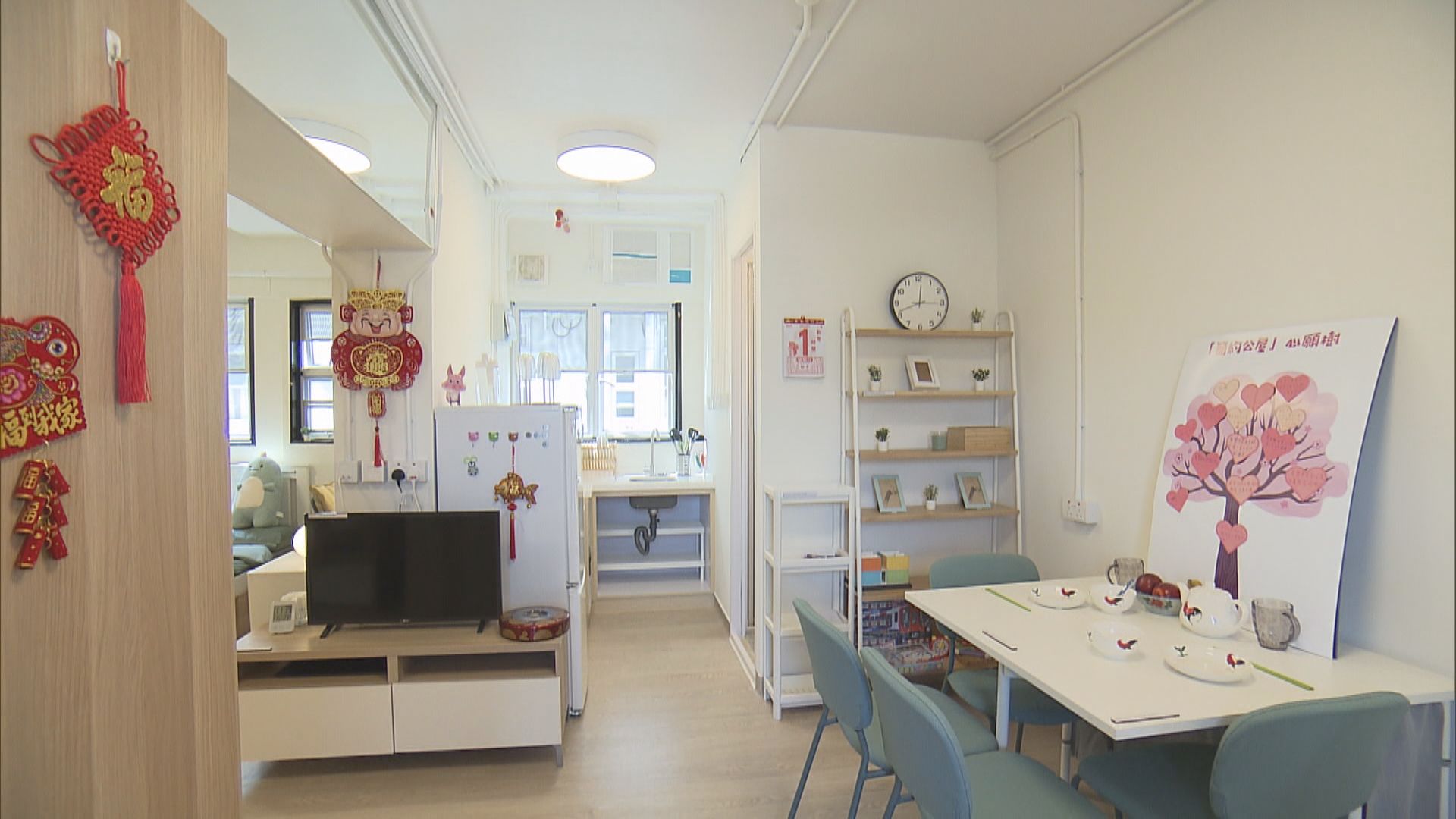 李家超指解決房屋供應需「兩步走」 不排除簡約公屋概念納入過渡性房屋