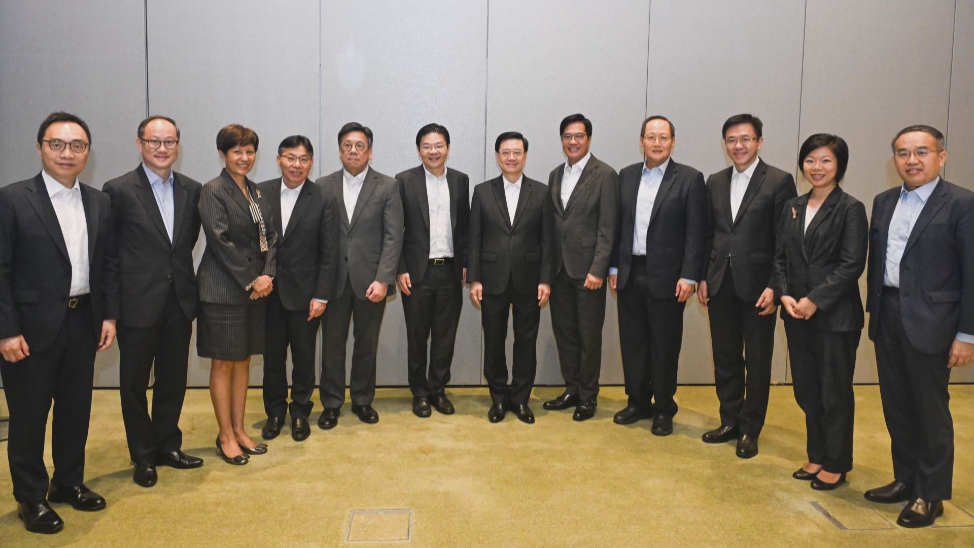 李家超中午與新加坡總理李顯龍會面