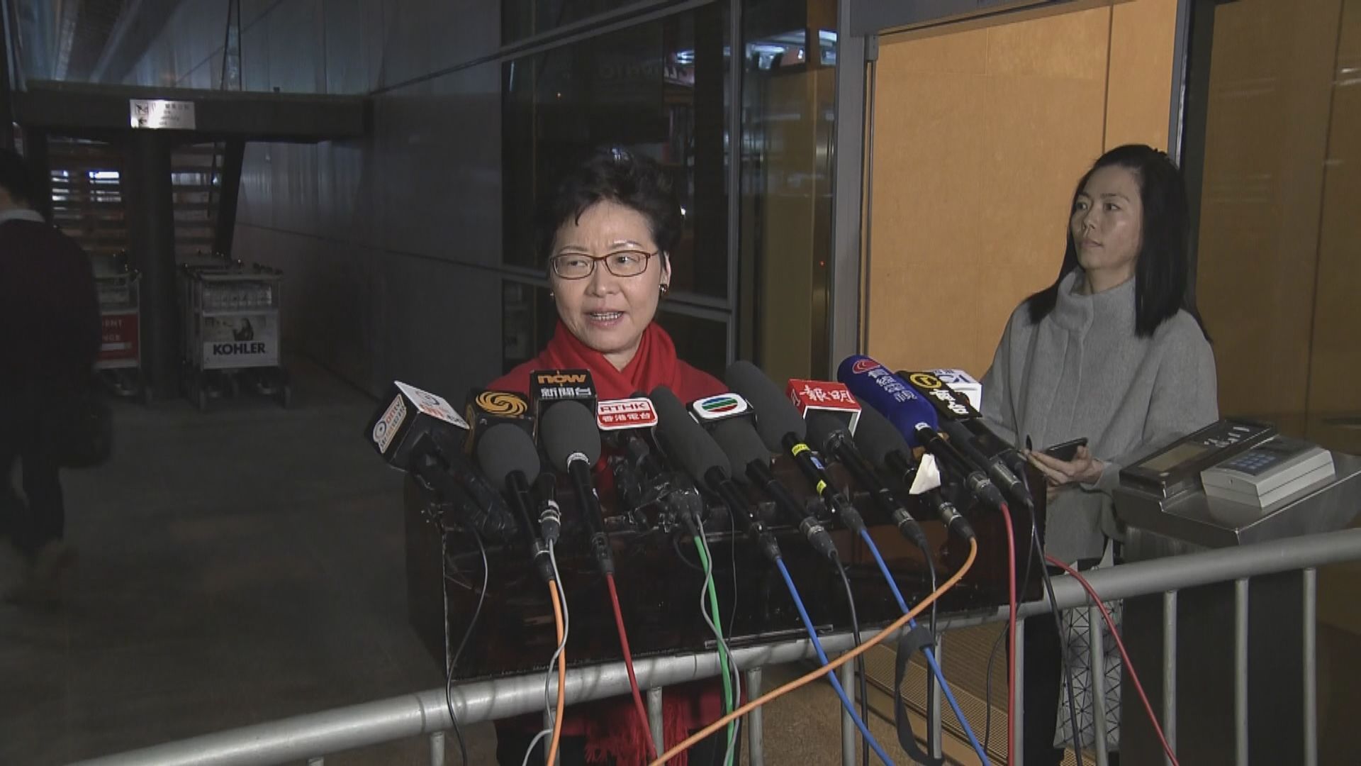 林鄭：鄭若驊不檢控梁振英不涉政治考慮