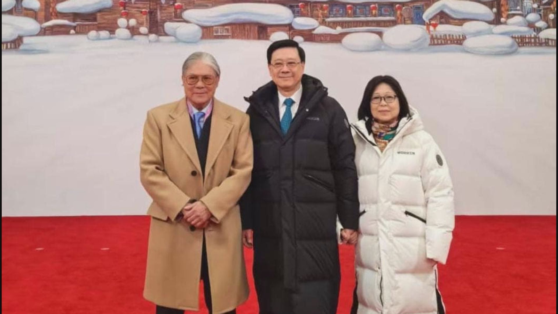 李家超出席亞冬運開幕禮　祝願港隊締造佳績