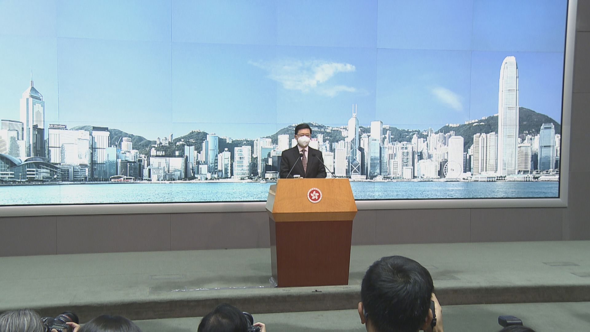 李家超周三啟程述職　指領導人清晰知道港人通關訴求