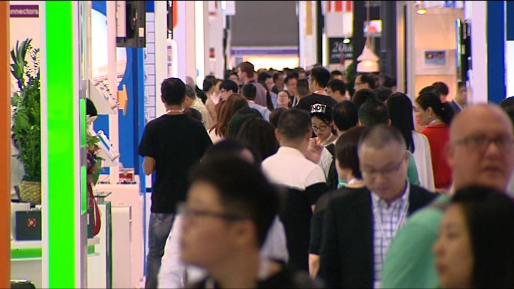 林鄭：輸入內地科研人才為「做大個餅」