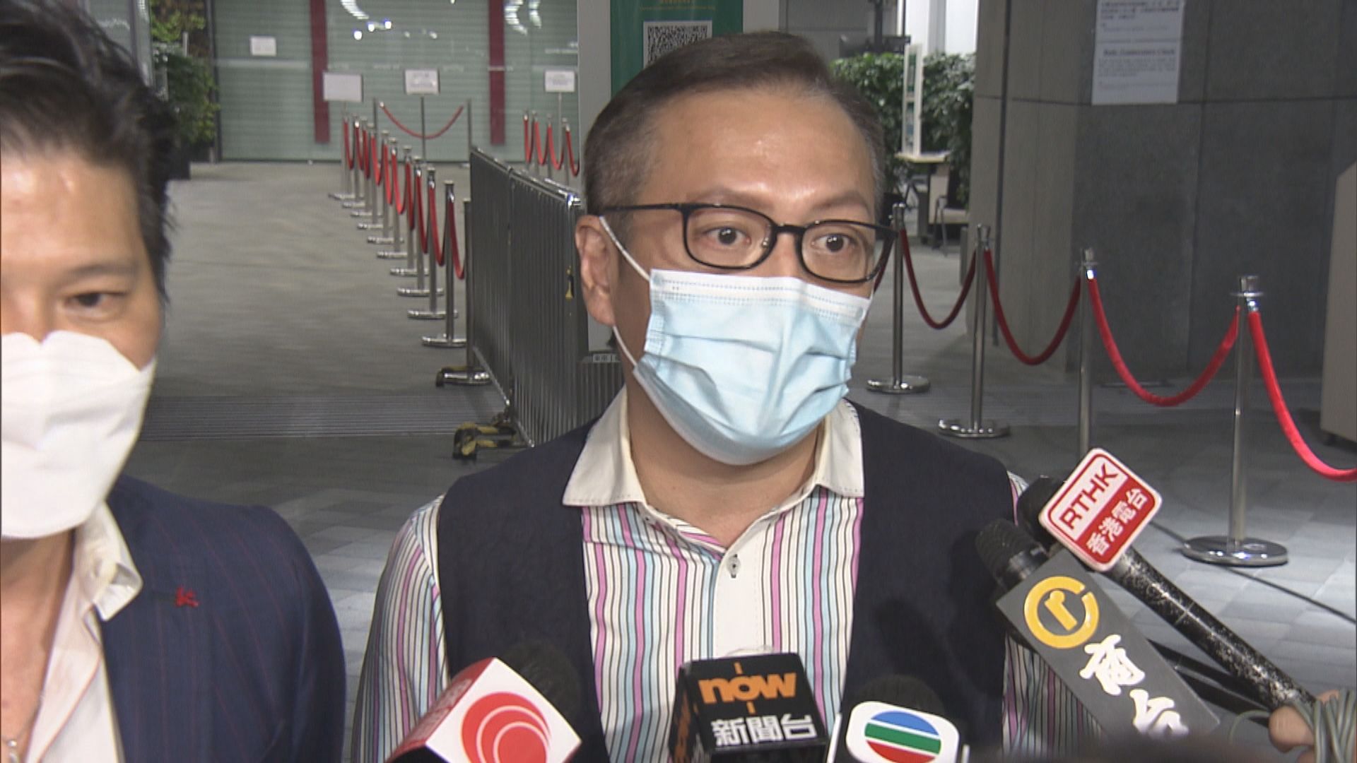 娛樂及飲食協會與食衞局會面　雙方期望本月29日復業