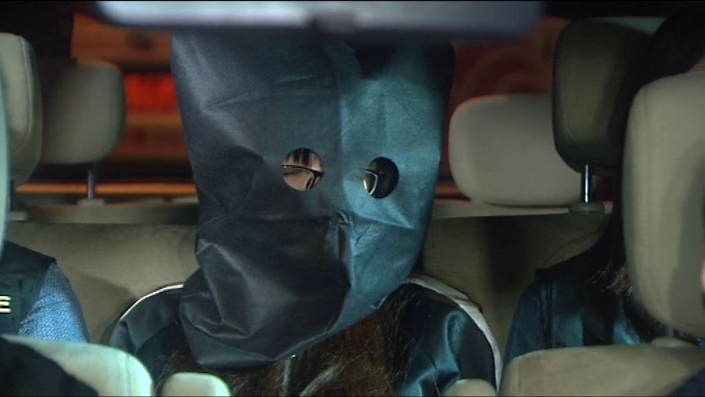 警方破兩宗電騙案受害人15歲