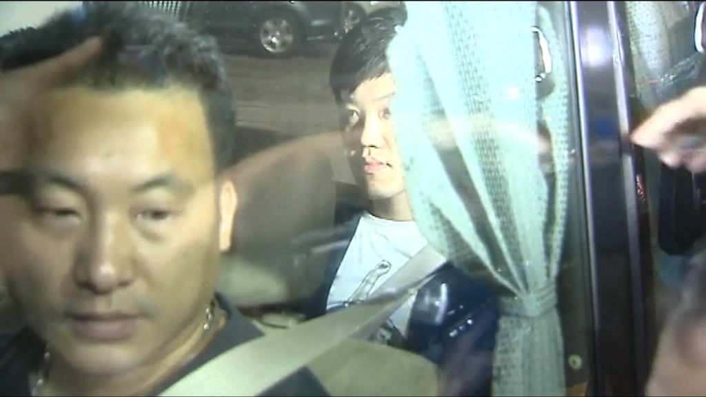 鄭松泰：多名警員拘捕他做法誇張