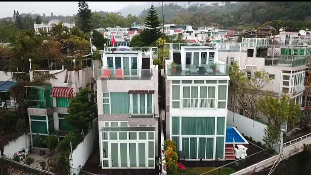 消息：屋宇署明早到鄭若驊住宅調查