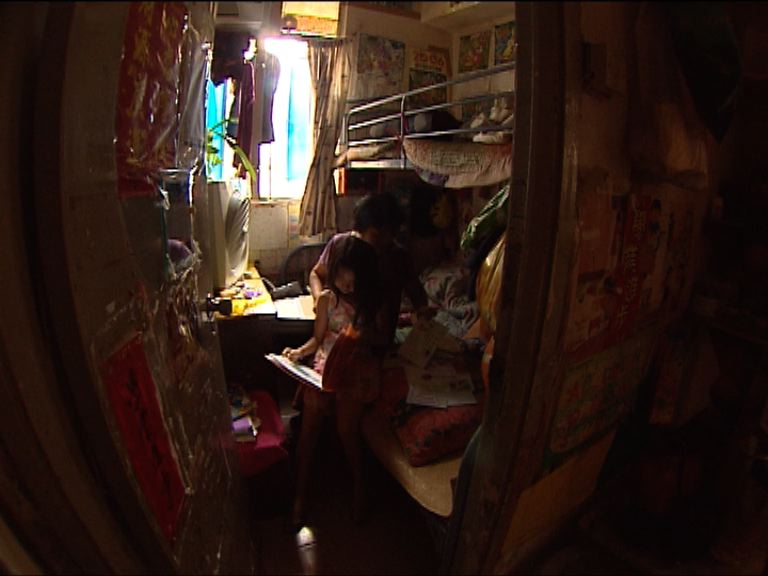 張建宗：低收入在職家庭津貼計劃一石幾鳥