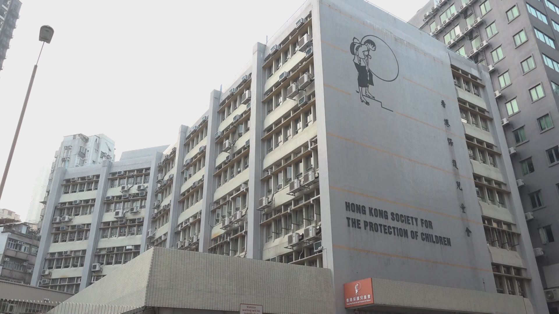 警方拘捕多兩名童樂居職員涉虐兒　累計18人