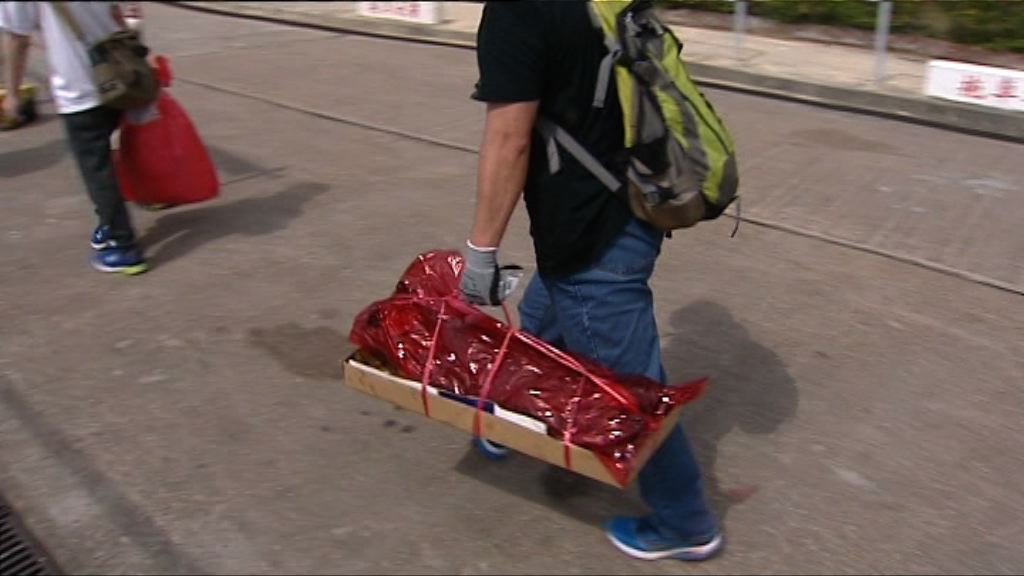 有巿民指清明節祭品較往年貴