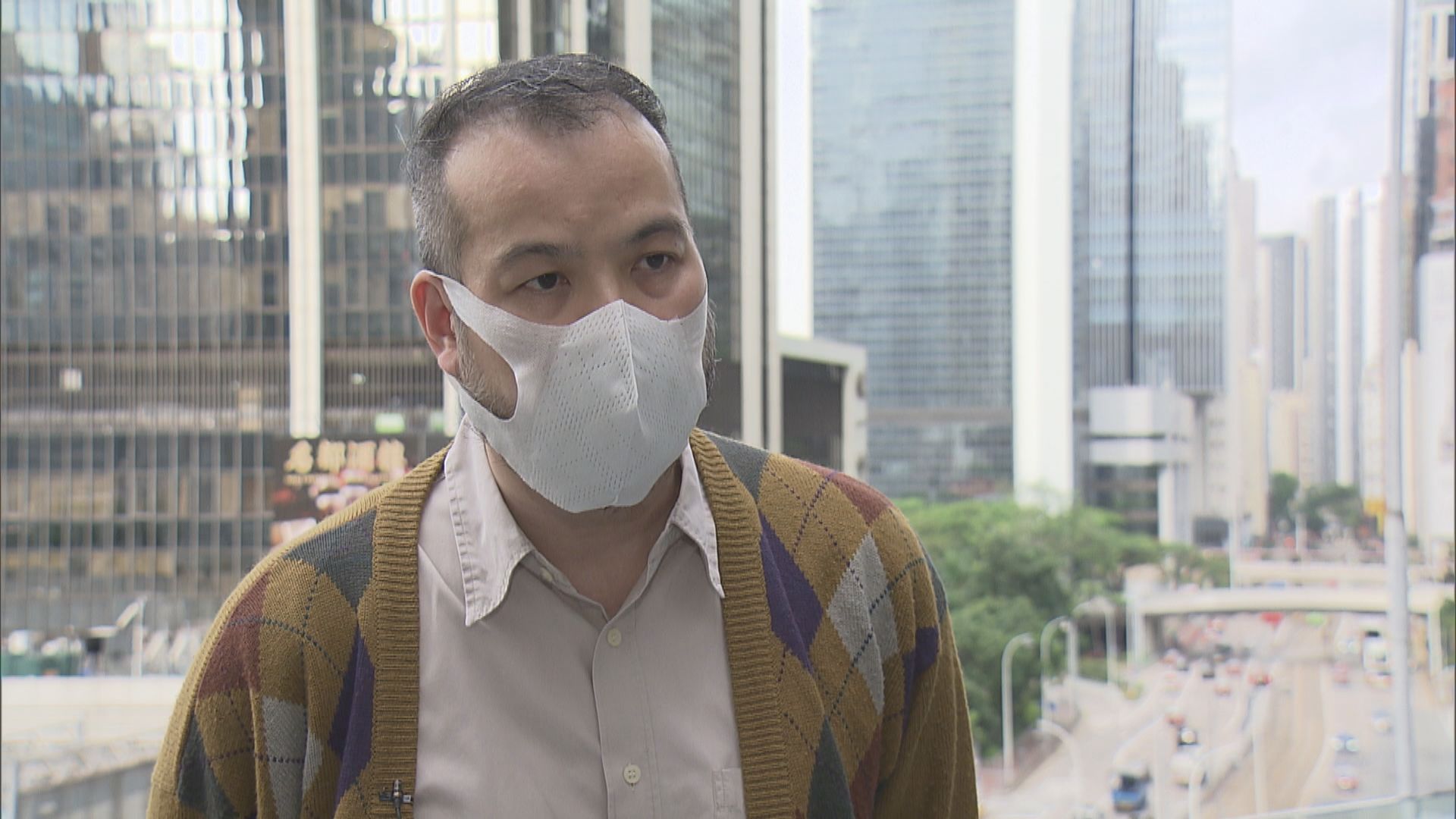 行會通過建議全體公務員今年凍薪　有公務員團體表歡迎