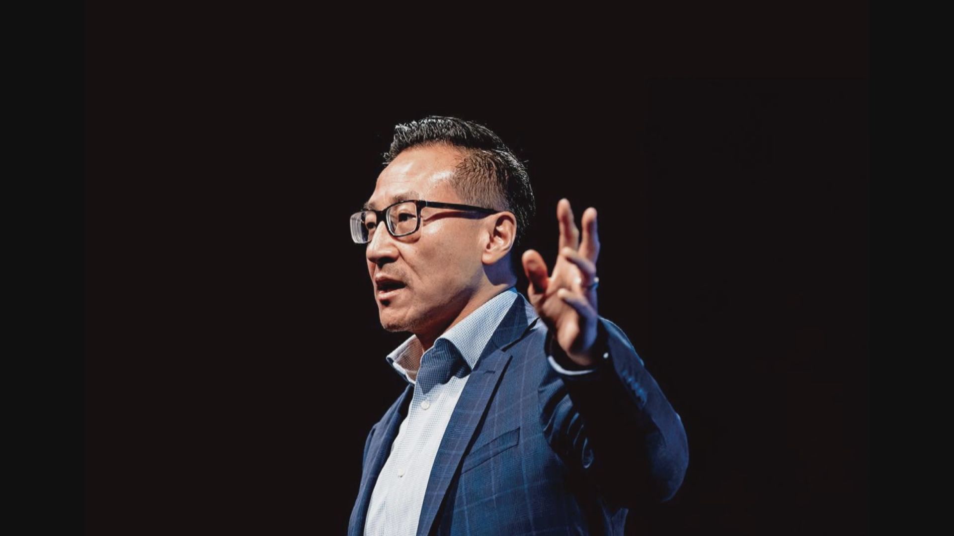 蔡崇信：亞洲企業可在美國以外尋求業務增長