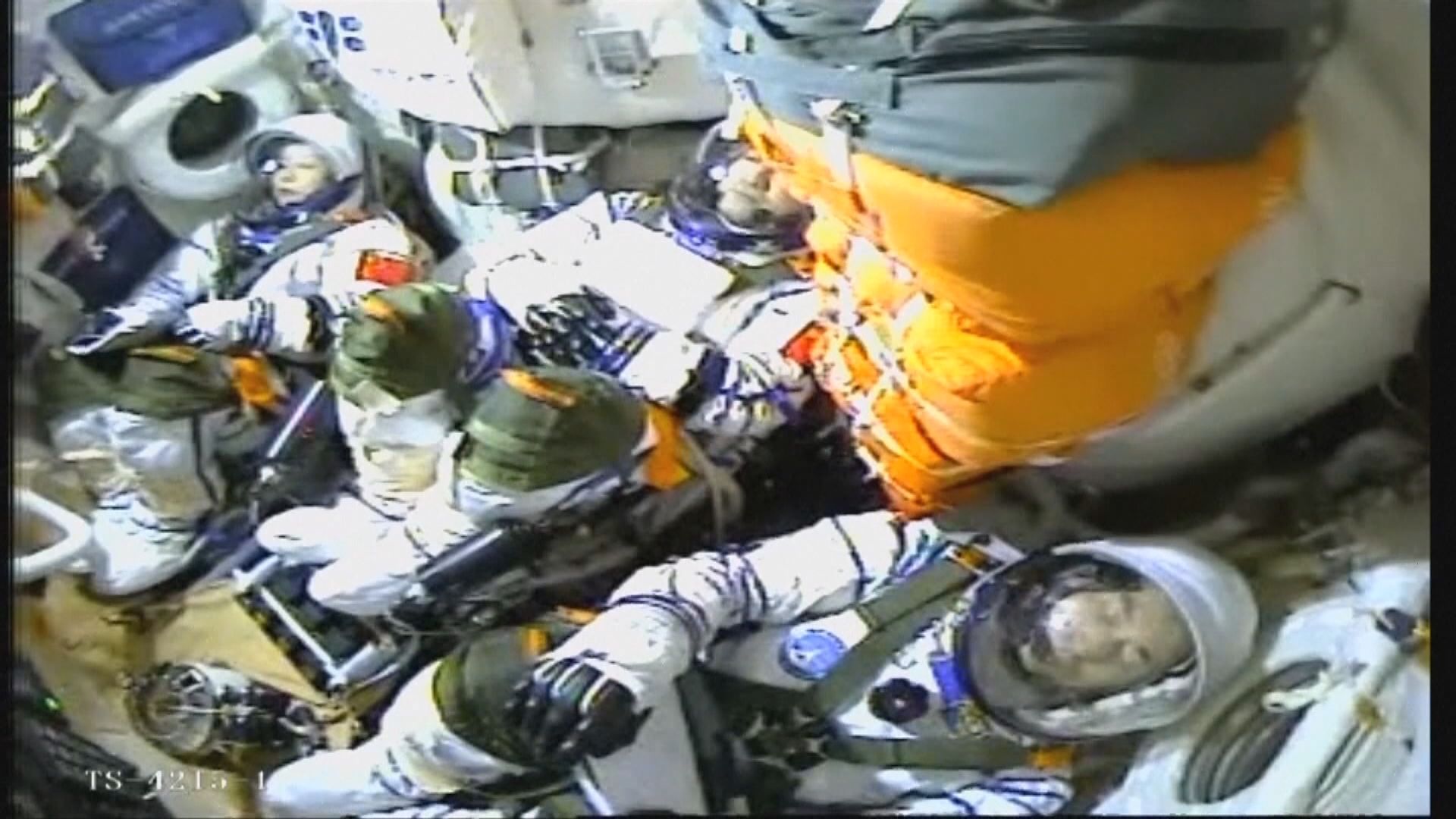 內地報道神舟十四十五號六位太空人將同於太空站交接