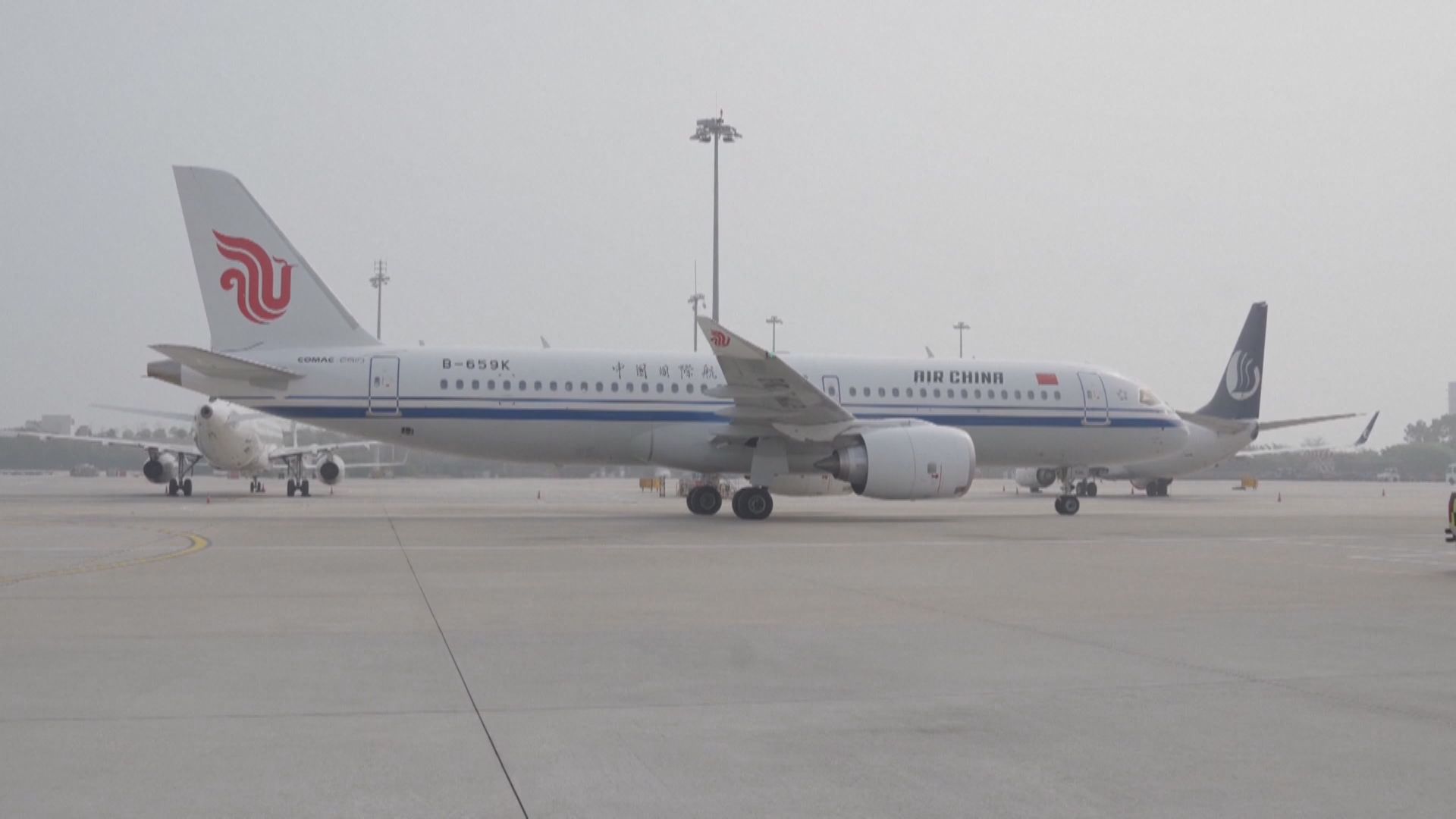C919客機首次執飛國際商業航線