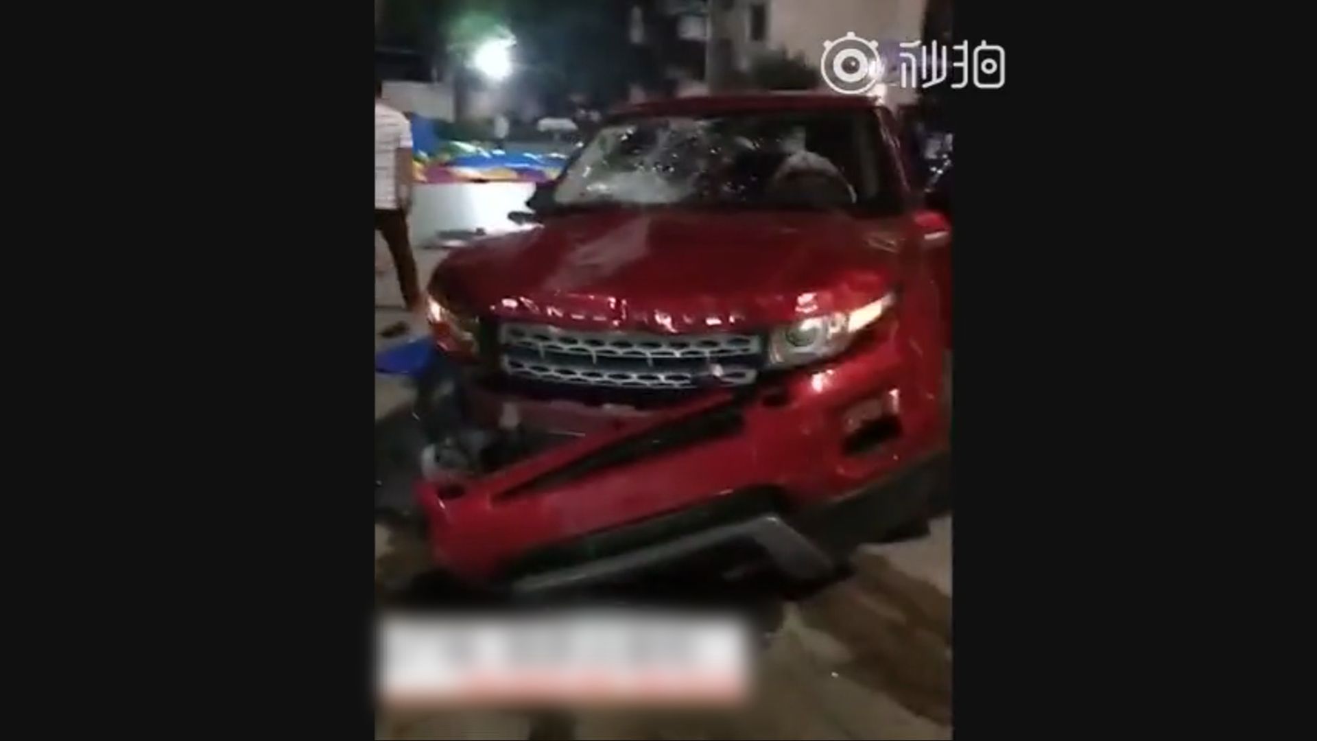 湖南汽車衝向人群　疑兇曾犯傷人搶劫等罪