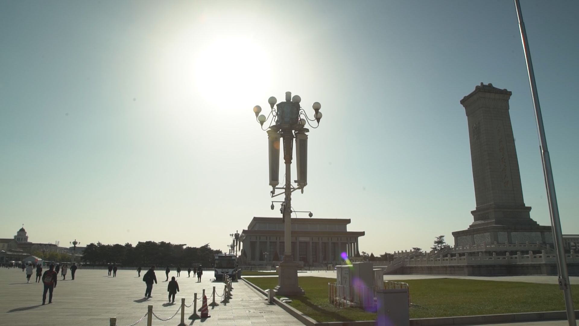 侮辱、誹謗英雄烈士定為犯罪行為可判監